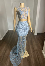 Load image into Gallery viewer, Grace Gown